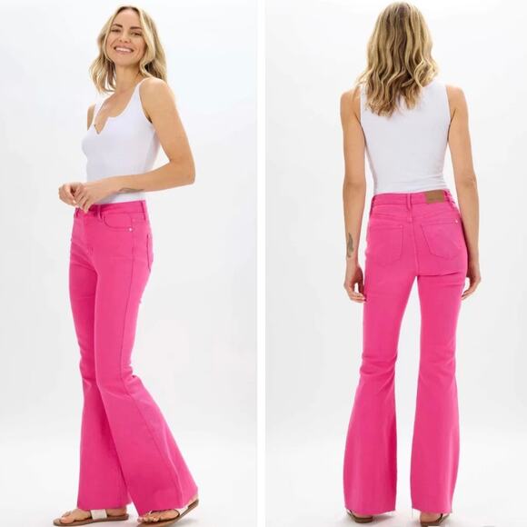 JUDY BLUE HOT PINK FRAYED FLARE JEAN Women’s size 14 - Picture 1 of 8